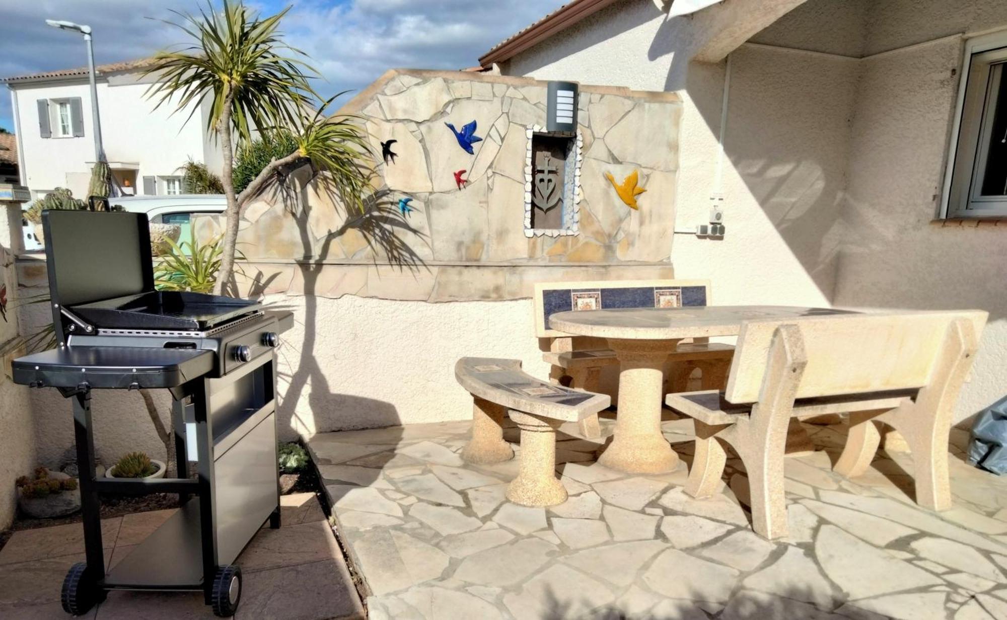Maison 4 A 6 Pers Quartier Calme Tout Confort Aigues-Mortes Esterno foto