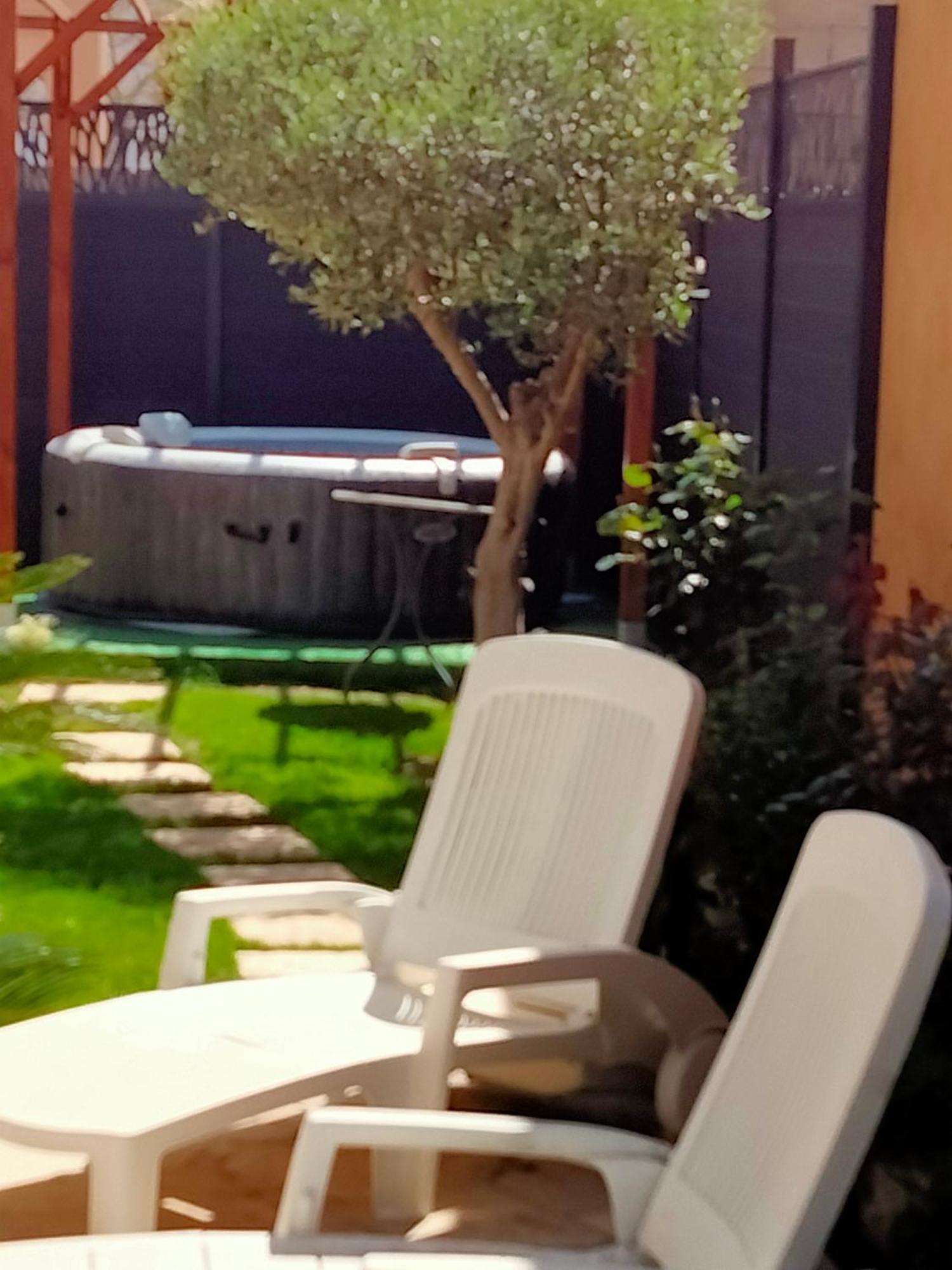 Maison 4 A 6 Pers Quartier Calme Tout Confort Aigues-Mortes Esterno foto